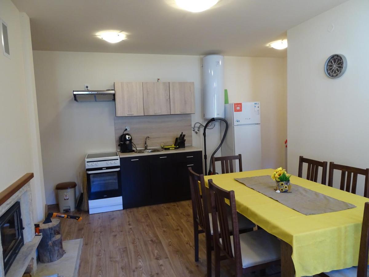 פמפורובו Apartment Darsi מראה חיצוני תמונה