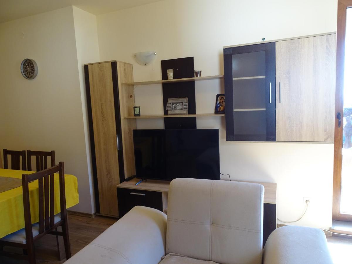 פמפורובו Apartment Darsi מראה חיצוני תמונה