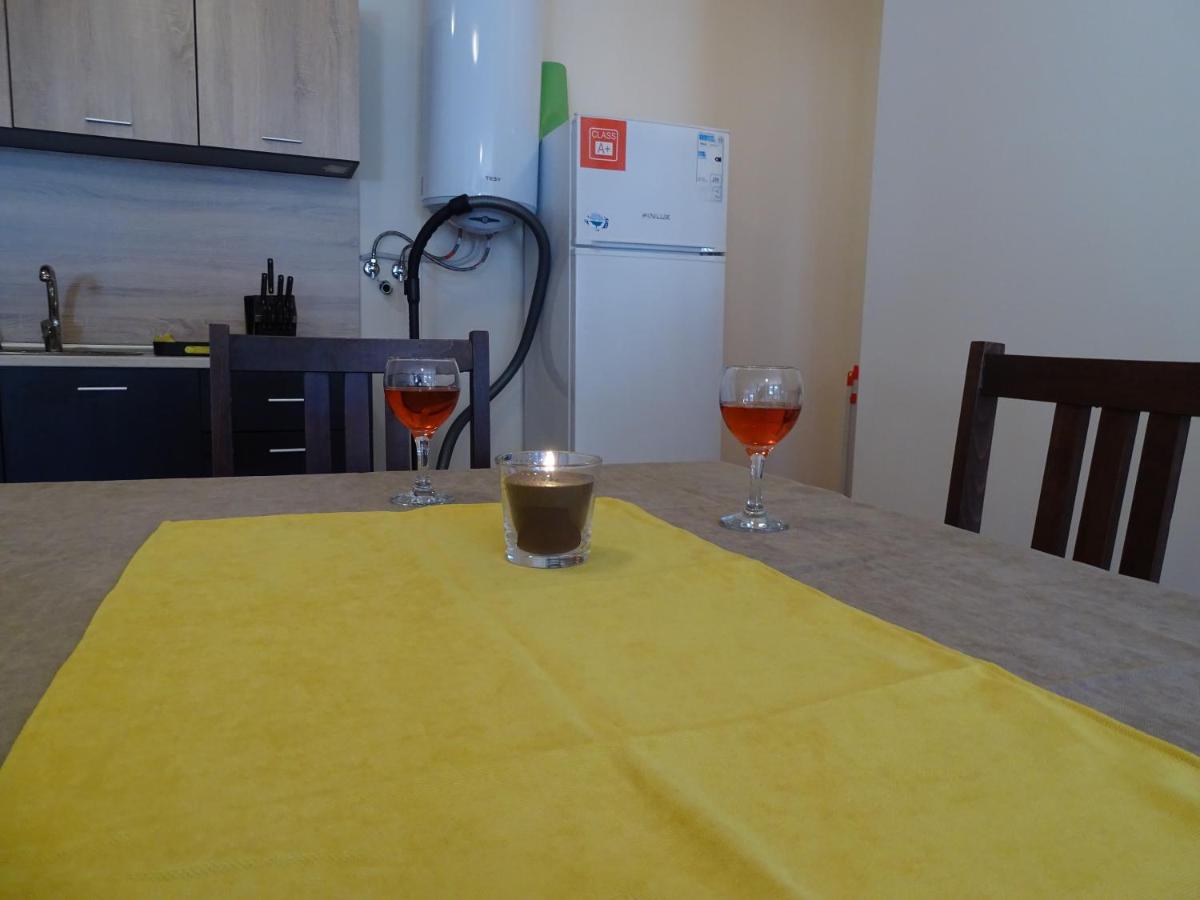 פמפורובו Apartment Darsi מראה חיצוני תמונה